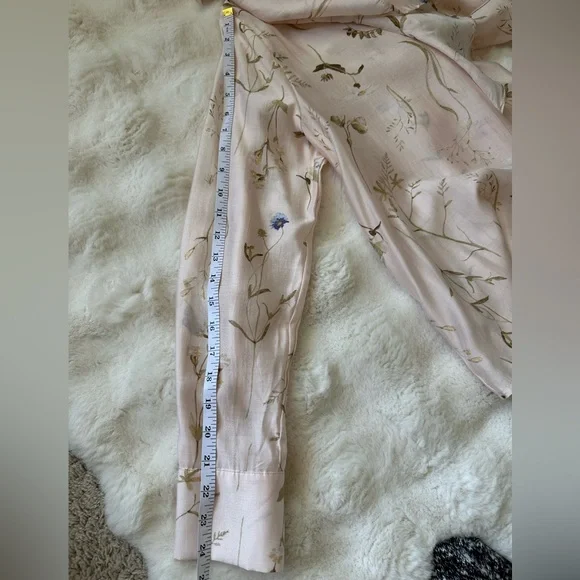 H&M Flounced Floral Peach 🍑 Ruffle Blouse. - Picture 11 of 11